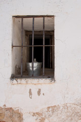 Ventana tradicional de pueblo