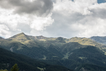 Obraz na płótnie Canvas Berge und Wolken