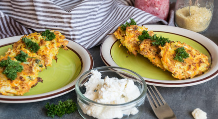 Light crunchy Couscous cakes, cauliflower and spice baked in oven