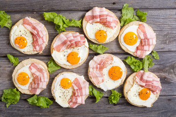 Sandwich with eggs and bacon