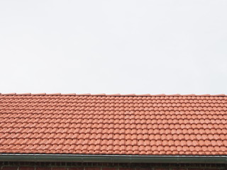 Neues Dach: Dachpfannen, Dachziegel, Dachsanierung