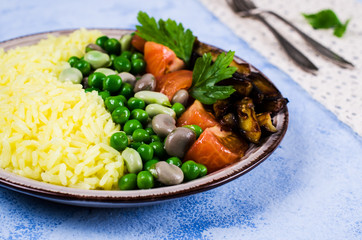 Yellow rice with vegetables