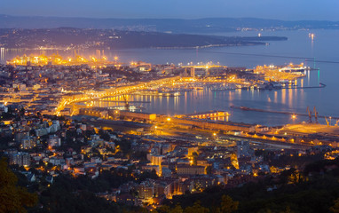 Naklejka premium Trieste, Italy, Cityscape in Late Evening