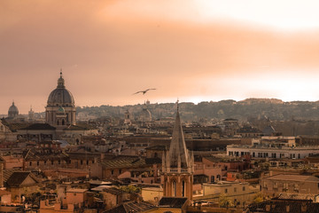 Fototapeta na wymiar Roma vista tramonto