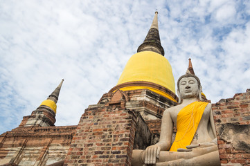 Fototapeta na wymiar chaimongkol pagoda