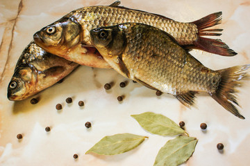 River fish with spices in its raw form