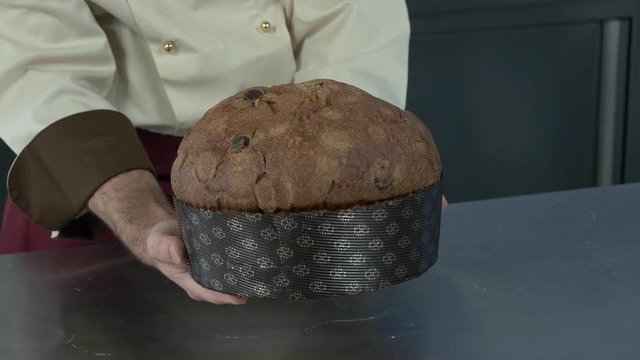 Panettone artigianele in pasticceria