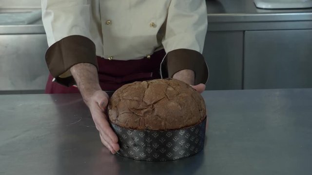 Panettone artigianele in pasticceria