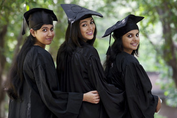 Obraz premium College students at graduation ceremony 