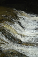 Wasserfälle und Wasserspiele in Asien