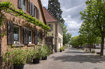 Theresienstraße in Rhodt unter Rietburg