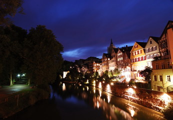 Fototapeta na wymiar Tübingen am Abend