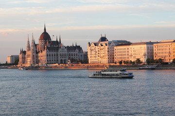 Fototapeta premium Panoramic of Budapest with Parliament building in the evening.