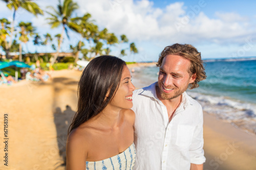 christian dating couple vacation