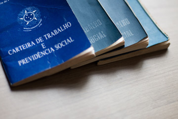 Brazilian portfolios work and social security