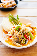 Spicy papaya salad