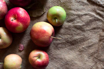 red apples green apples