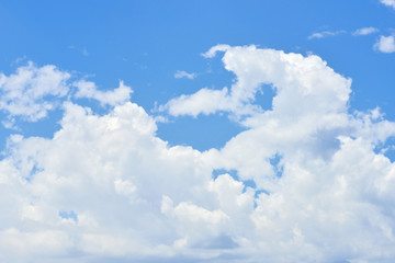 Obraz na płótnie Canvas Blue sky and clouds