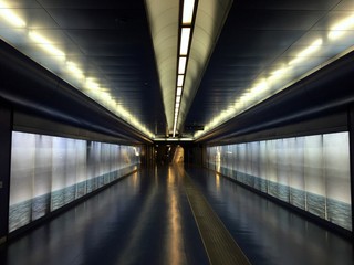 Obraz premium The way forward underground