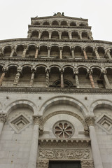 Fototapeta premium LUCCA, ITALY - AUGUST 15 2015: San Michele Church facade in Lucca, Italy