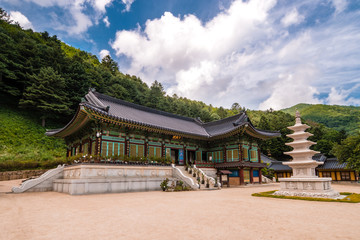 Fototapeta premium South Korea. Gangwon-do Pyeongchang County Sangwonsa temple