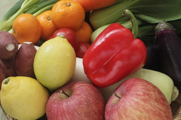 新鮮野菜盛りだくさん