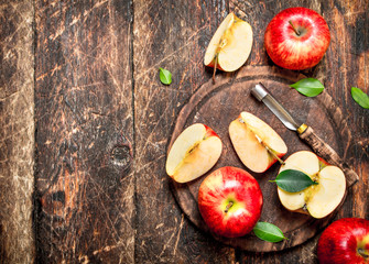 Fresh apples on a cutting Board.