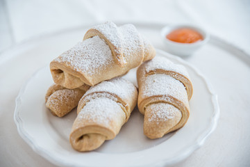 Croissant gefüllt mit Schokolade 