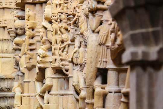indian scultures into a buddhist temple