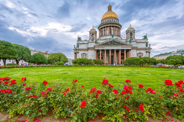 St. Isaac's Cathedral in cloudy weather with flowers