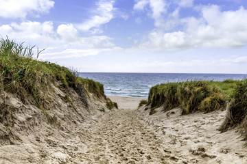 Strand mit Dünen und Meer, Sylt