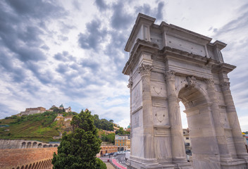 Fototapeta na wymiar Arch of Trajan, Ancona, Italy