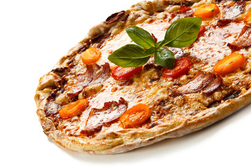 Pizza with bacon and vegetables