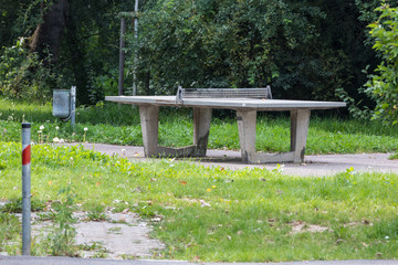 Alte Tischtennisplatte