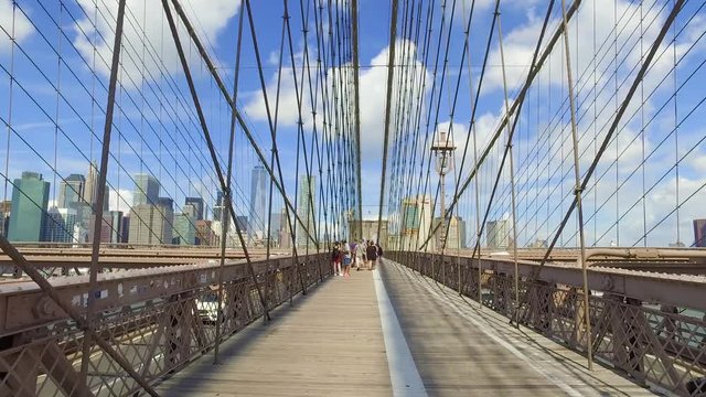 New York City Walking the Brooklyn Bridge 