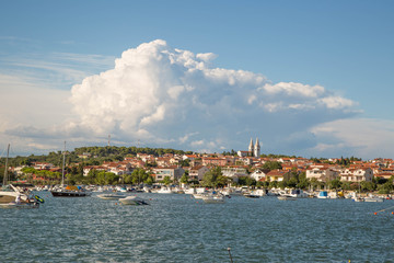 Obraz premium Panorama und Badebucht von Medluin, Istrien, Kroatien