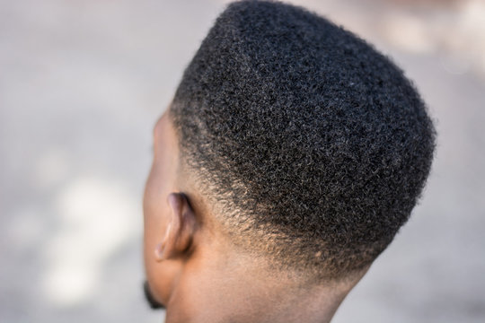 Black Men Hairstyles Trendy 2018 APK Download 2024 - Free - 9Apps