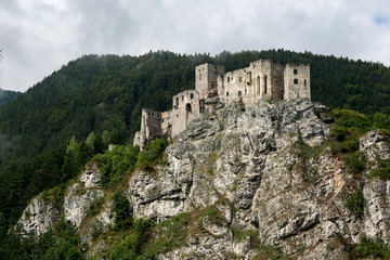 Fototapeta na wymiar Castle Strecno Slovakia