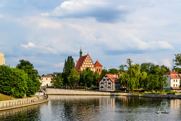 Wyspa Młyńska w mieście Bydgoszcz, Polska © Senatorek