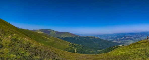 Fototapeta na wymiar Panorama landscape view in the Ukrainian Carpathian mounrains