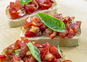 Bruschetta, Pa amb tomaquet, tomato, bread, basil, garlic, olive oil