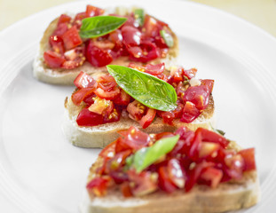 Bruschetta, Pa amb tomaquet, tomato, bread, basil, garlic, olive oil