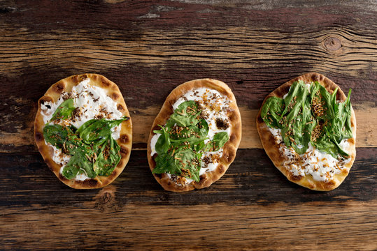 Spinach Yogurt Flatbread Naan Pizza