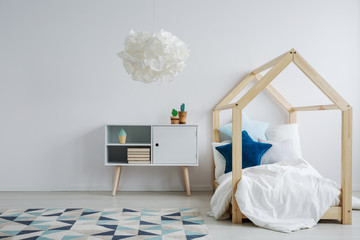 Elegant scandi kid's room © Photographee.eu