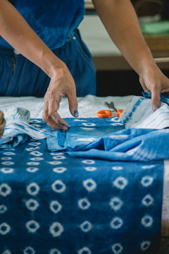 SHIBORI NATURAL INDIGO DYE