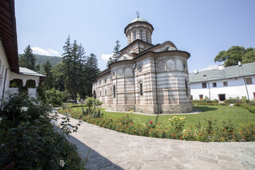 Fototapeta na wymiar Complex monastery Cozia, Caciulata, Romania
