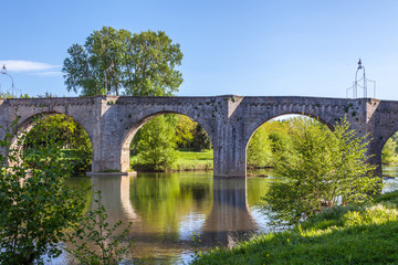 Pont Vieux crossing the Aude river in Carcassone