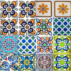 Behang Marokkaanse tegels Detail van de traditionele tegels van de gevel van het oude huis. Decoratieve tegels. Valenciaanse traditionele tegels. Bloemen sieraad. Majolica, Aquarel