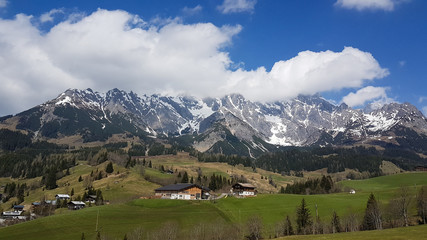 Fototapeta na wymiar Beautiful european alpine scenery