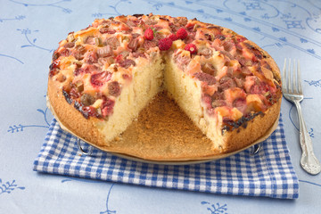 Erdbeer und Rhabarberkuchen